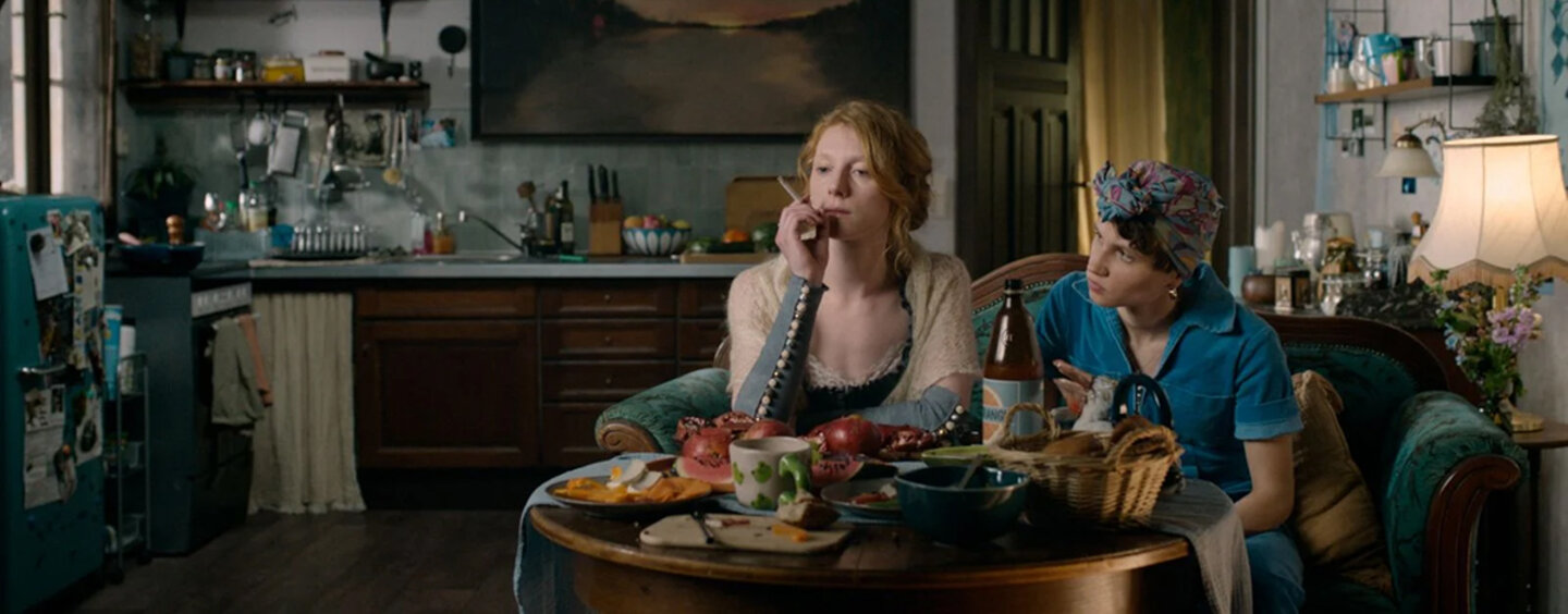 banner_Small_town_Girl